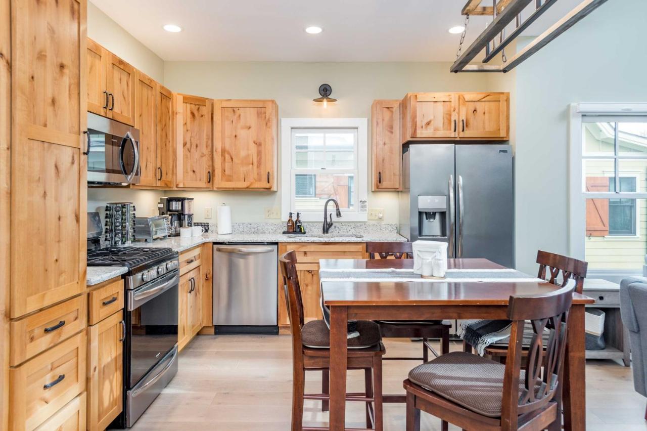 Cullowhee Home With Game Room, Wraparound Decks 외부 사진