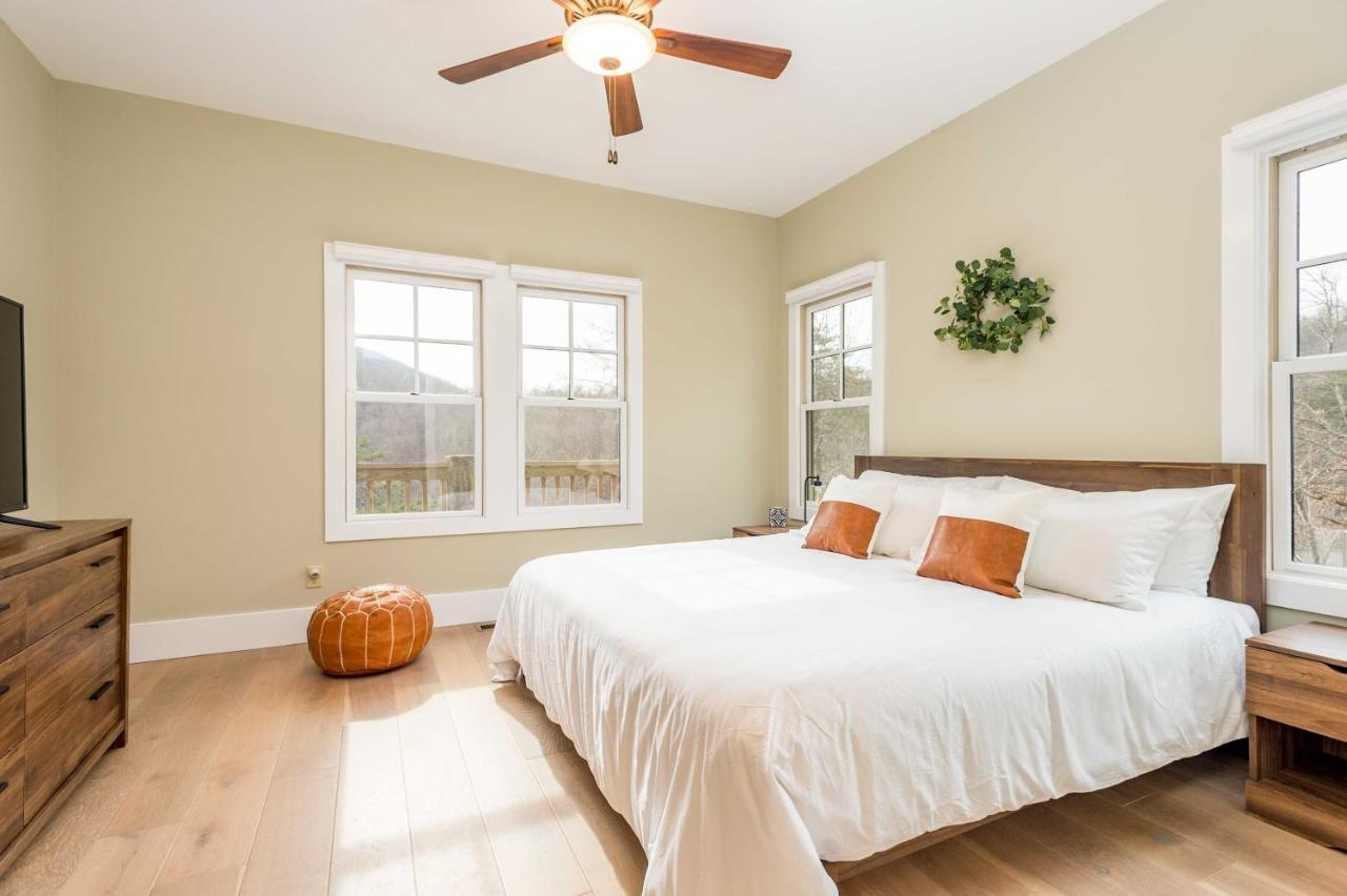 Cullowhee Home With Game Room, Wraparound Decks 외부 사진