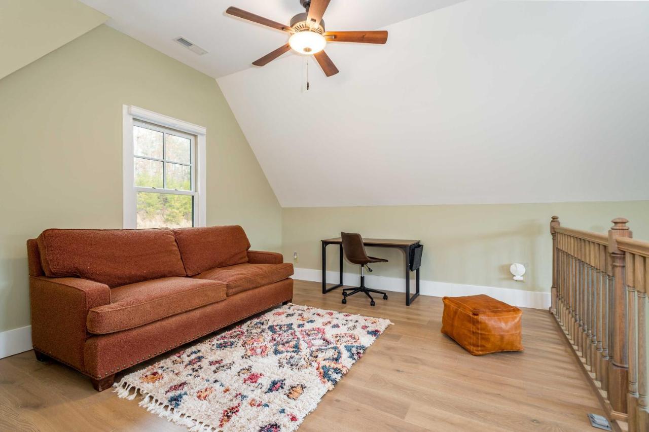 Cullowhee Home With Game Room, Wraparound Decks 외부 사진