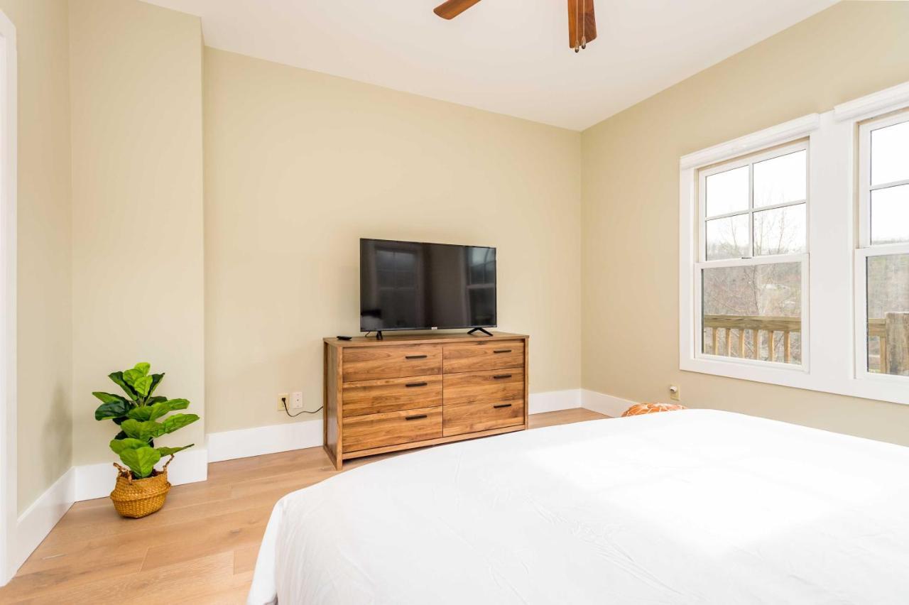 Cullowhee Home With Game Room, Wraparound Decks 외부 사진